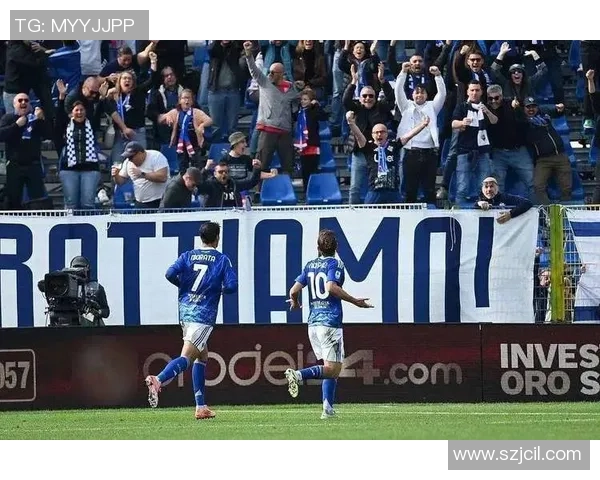 AC米兰友谊赛大胜皇马五球狂潮引发全场狂欢历史冷门瞬间回顾