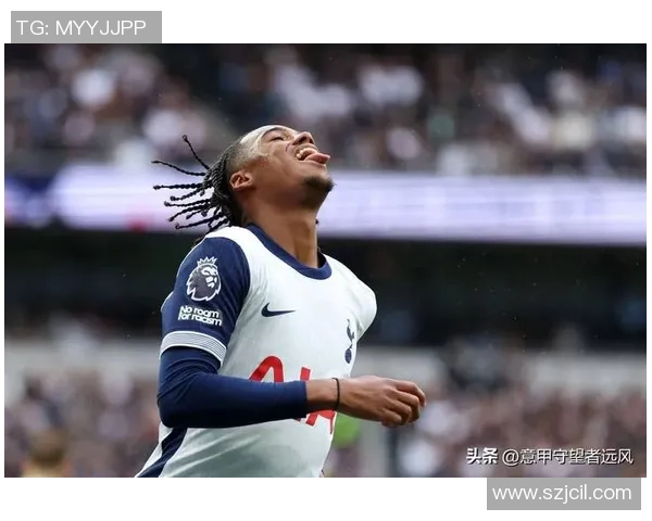 热刺友谊赛小胜曼联全场精彩瞬间回顾与数据分析 热刺友谊赛小胜曼联全场精彩瞬间回顾与数据分析